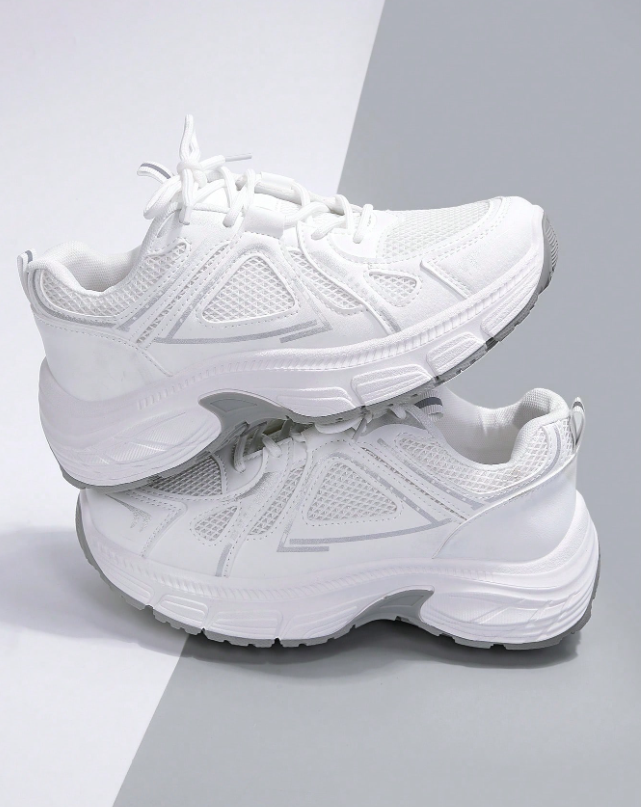 Comfortable Casual Sports Shoes For All Seasons